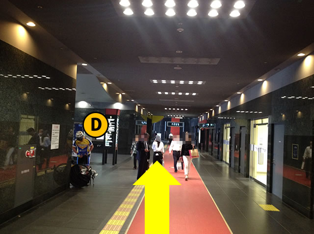 JR京都駅中央口から2番目に近いコインロッカーへの道順01