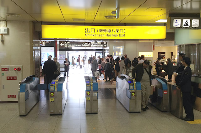 JR京都駅新幹線八条口改札内