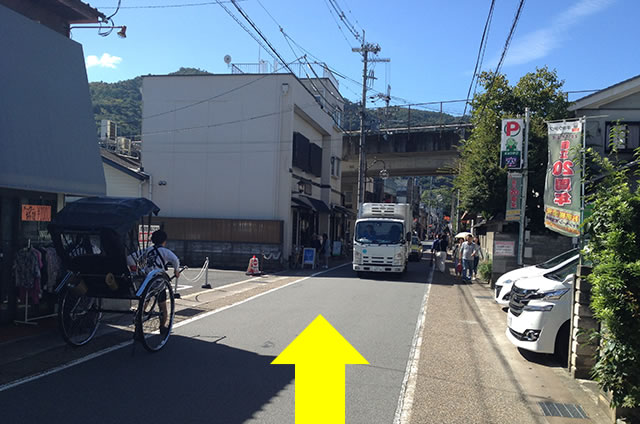 JR嵯峨嵐山駅から嵐山への道順09