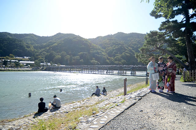 京都嵐山（渡月橋）のテレビでよく見る風景