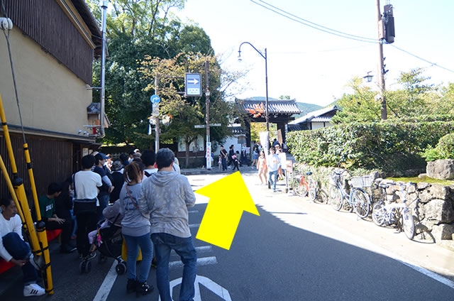 JR嵯峨嵐山駅から天龍寺への道順01