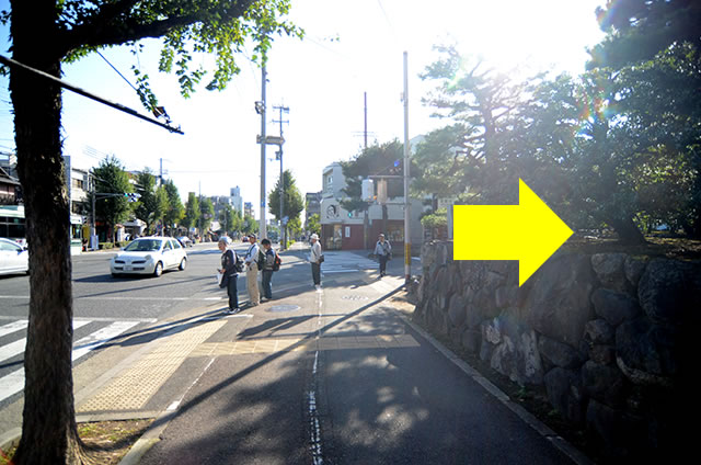 JR京都駅から金閣寺へのアクセス行き方道順06