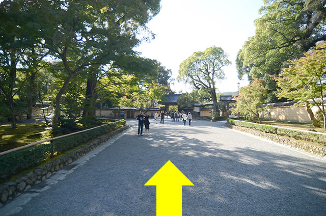 JR京都駅から金閣寺へのアクセス行き方道順11