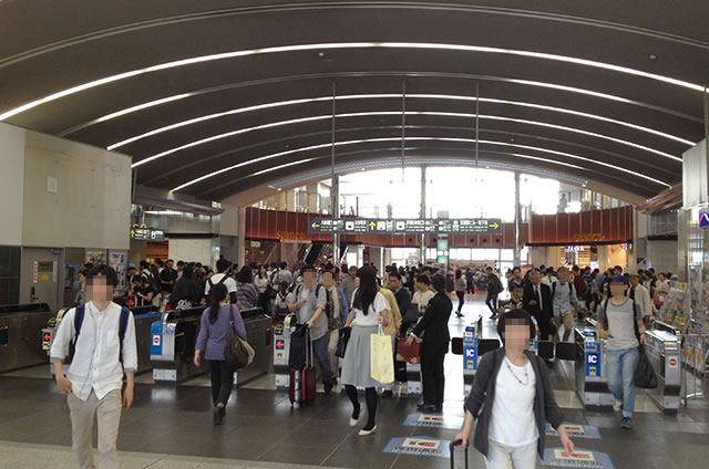 京都駅直結の京都らしいランチ・日本料理 懐石料理「京都 吉兆」への写真付行き方道順07