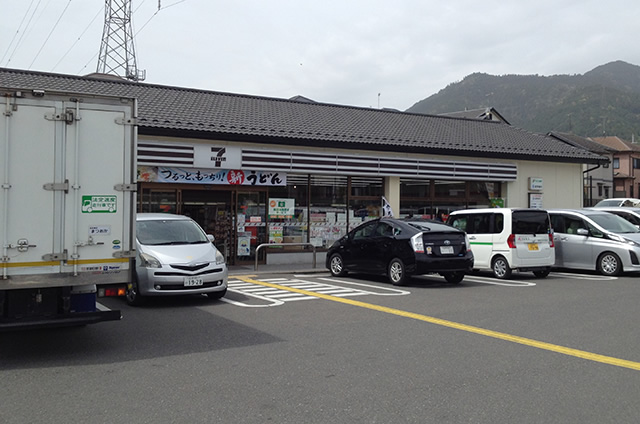 JR京都駅から映画「曇天に笑う」の聖地巡礼日吉東照宮への行き方08